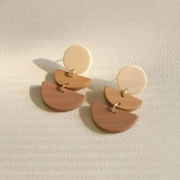 NEW Geometric Acrylic Colorblock Statement Drop Dangle Earrings Beige/Tan - Picture 1 of 5